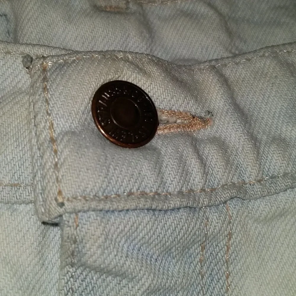 ‎Levi's vintage upcycled jean shorts size 36